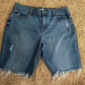 Old Navy Bermuda shorts.  Excellent condition